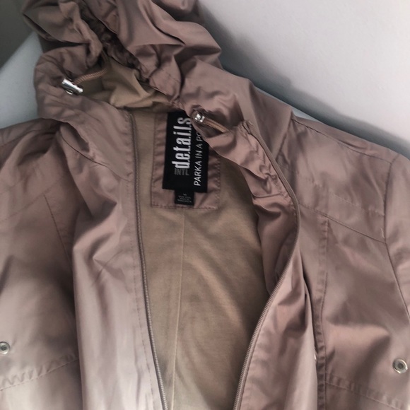 Beige jacket - Picture 2 of 3